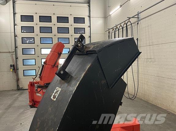 Jutul 225 Снігомітли