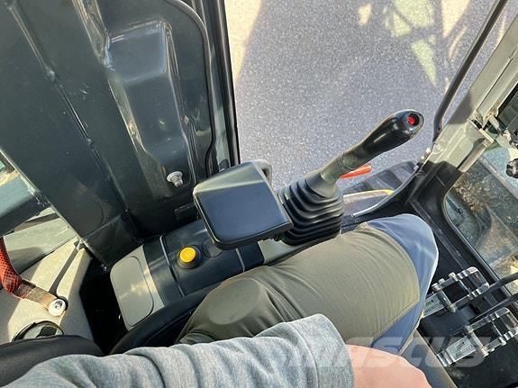 Komatsu PC50 MR-2 Міні-екскаватори < 7т