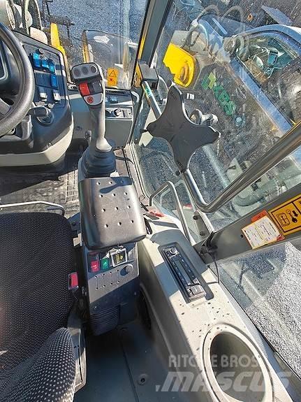 Kramer 8105 Фронтальні навантажувачі