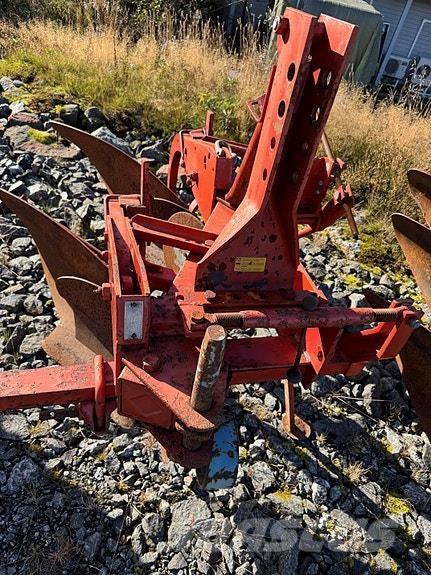 Kverneland 14 Звичайні плуги