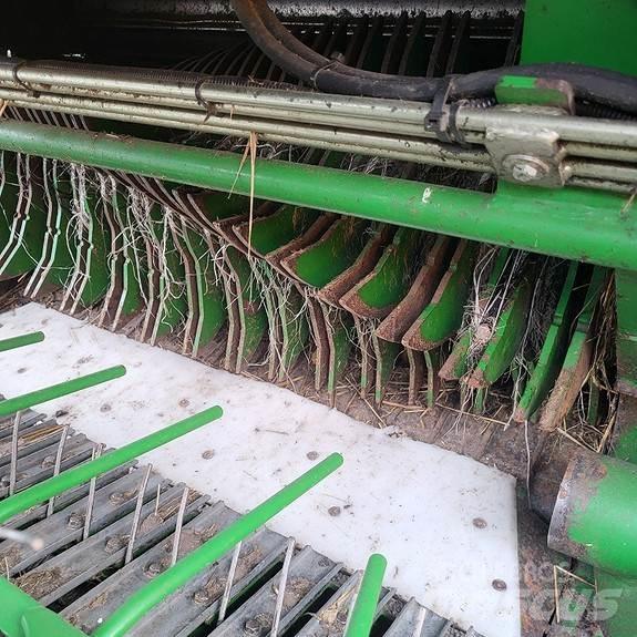 McHale 660 V Рулонні прес-підбирачі