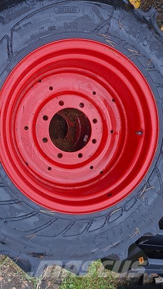 Mitas  Трактори