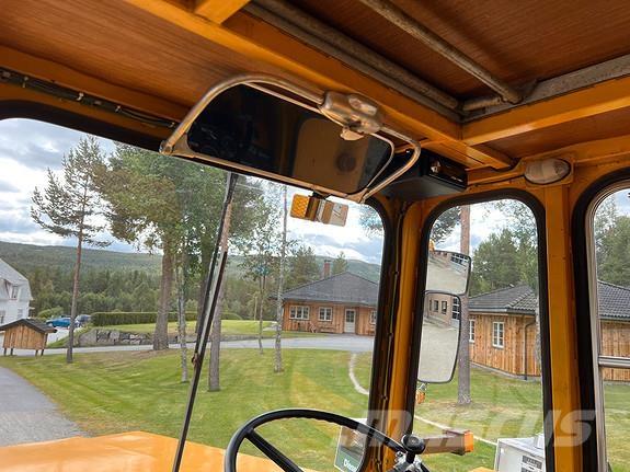 Moxy D16 B Зчленовані самоскиди