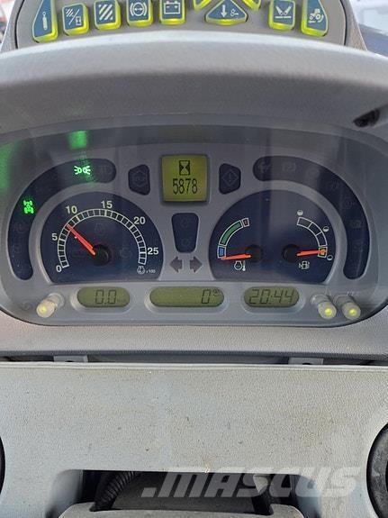 New Holland T6020 Трактори