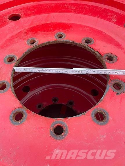 Nokian  Інше дорожнє і снігозбиральне обладнання