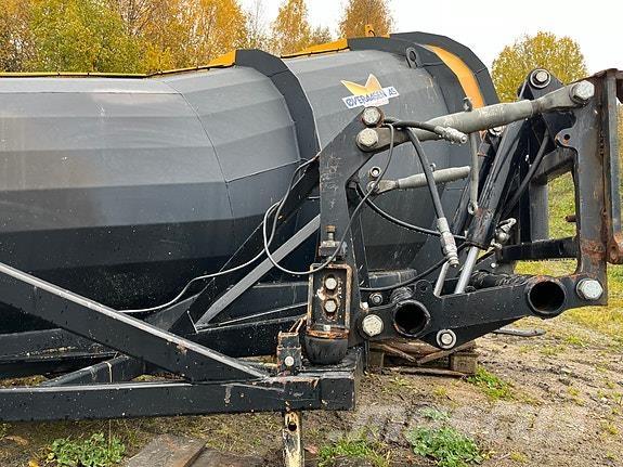  Øveraasen DEH285 Снігоочищувальні ножі та плуги