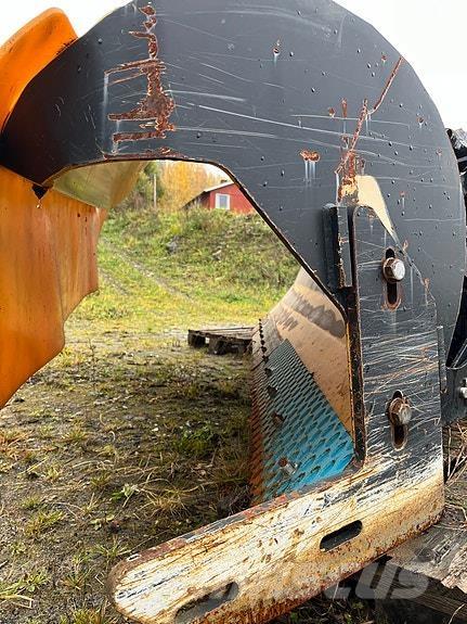  Øveraasen DEH285 Снігоочищувальні ножі та плуги