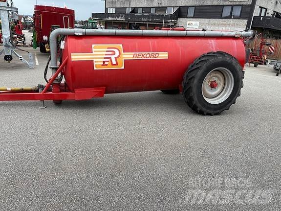 Rekord PSLL 6500 Розсіювач мінеральних добрив