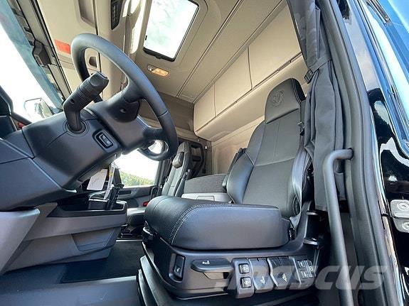 Scania R460A4X2LB Тягачі
