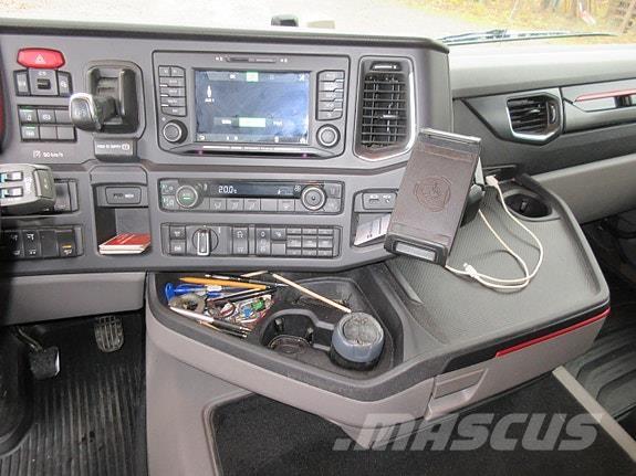 Scania R520 6x2*4 Контейнеровози