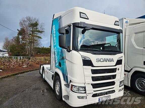 Scania R560 A6x2NB Тягачі