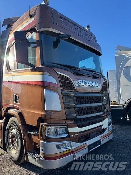 Scania R650B6X2NB Фургони