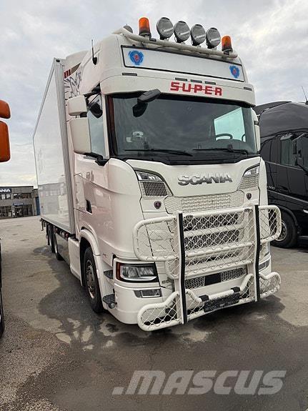 Scania S650B6X2NB Фургони