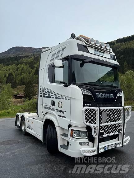 Scania S730 6x2 Тягачі