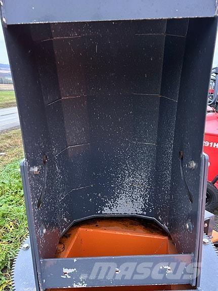 Snowline V-2500 Прицепи загального призначення