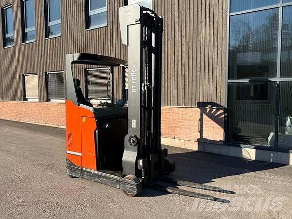 Toyota RRE140HE Дизельні навантажувачі