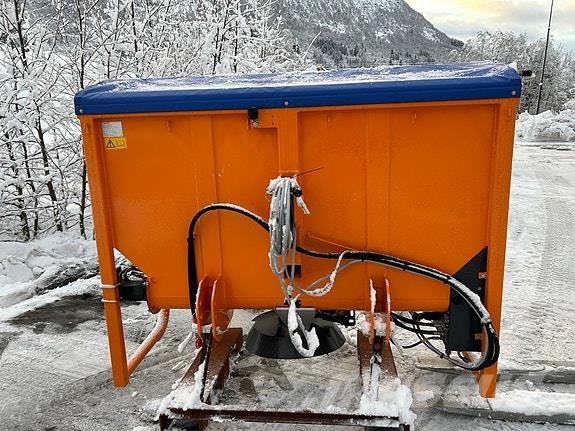  Traxos S15 VEP-490 Розсіювачі солі та піску