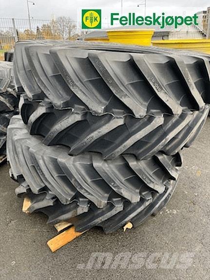 Trelleborg TM1060 Трактори