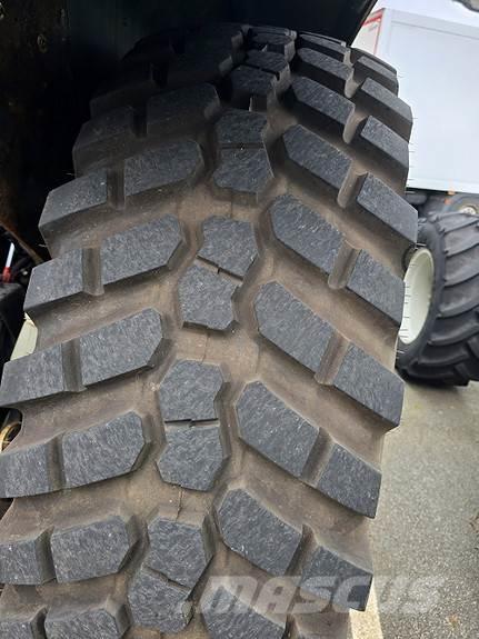 Valtra 6400 Трактори