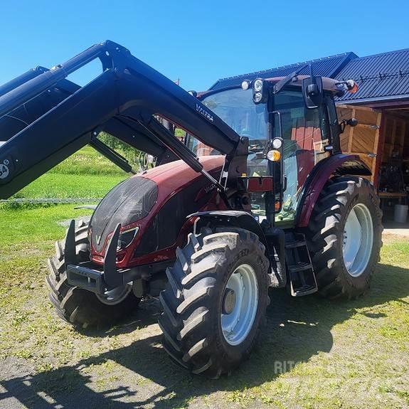 Valtra A 104 h4 Трактори