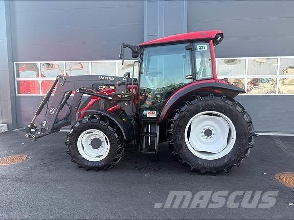 Valtra A 74 Трактори