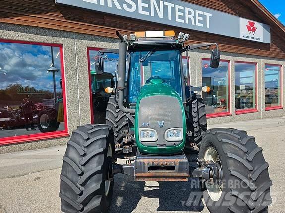 Valtra A92 Трактори