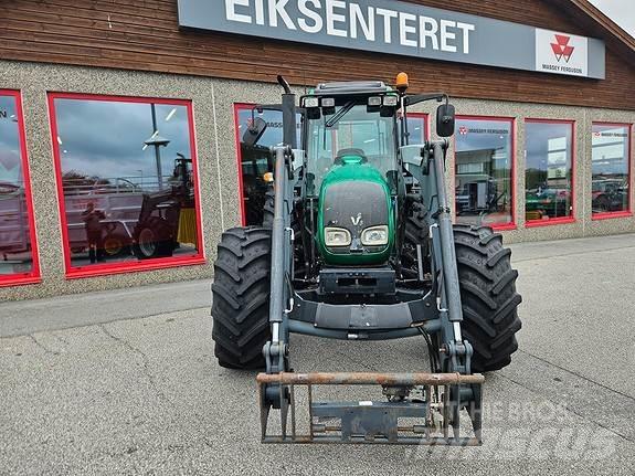 Valtra A92 Трактори