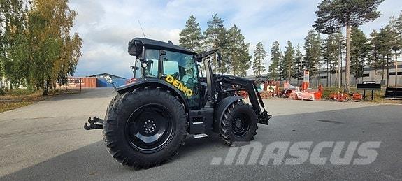 Valtra G135 Versu Трактори