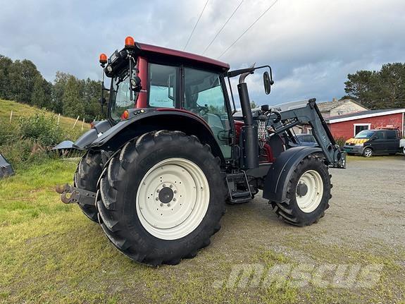 Valtra N113H3 Трактори