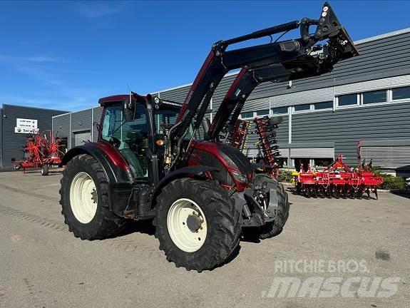Valtra N174V Трактори