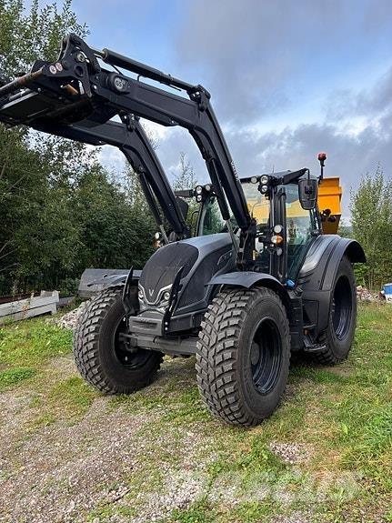 Valtra N175 Direct Трактори