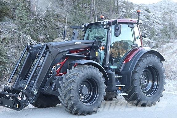 Valtra N175 Versu Трактори