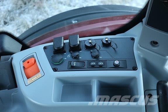 Valtra N175 Versu Трактори