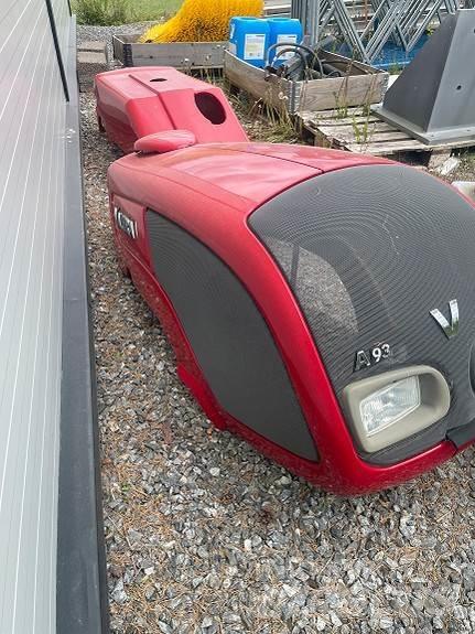 Valtra Panser Трактори