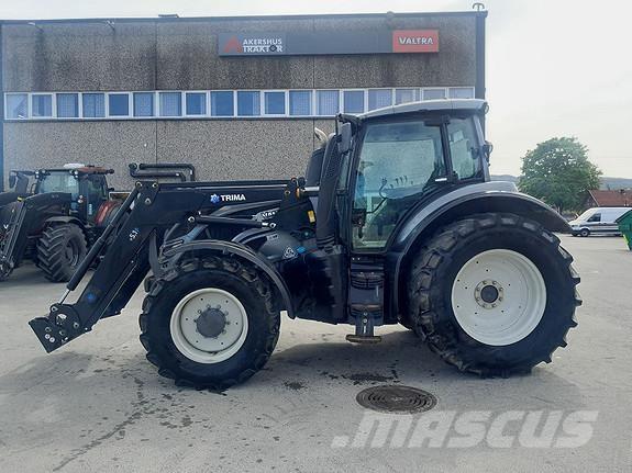 Valtra T174EA Трактори