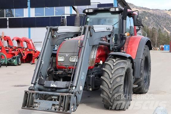 Valtra T202 Трактори