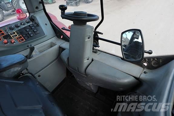 Valtra T202 Трактори