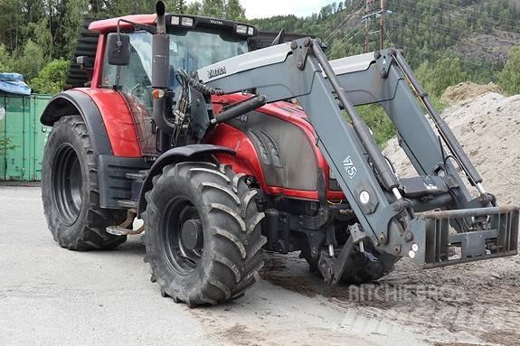 Valtra T202 D Трактори