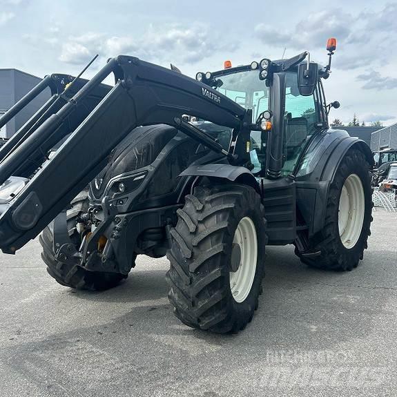 Valtra T234 Direct Трактори
