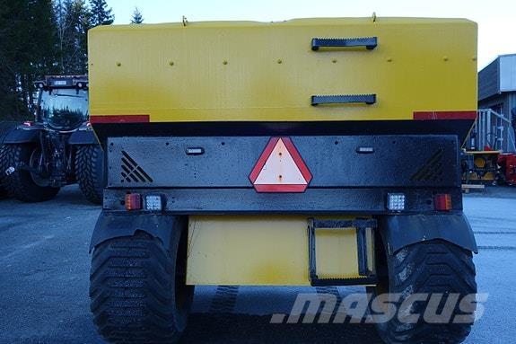 Vama 5 kubikk Інше дорожнє і снігозбиральне обладнання