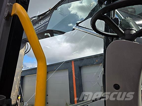 Volvo EW160C Гусеничні екскаватори