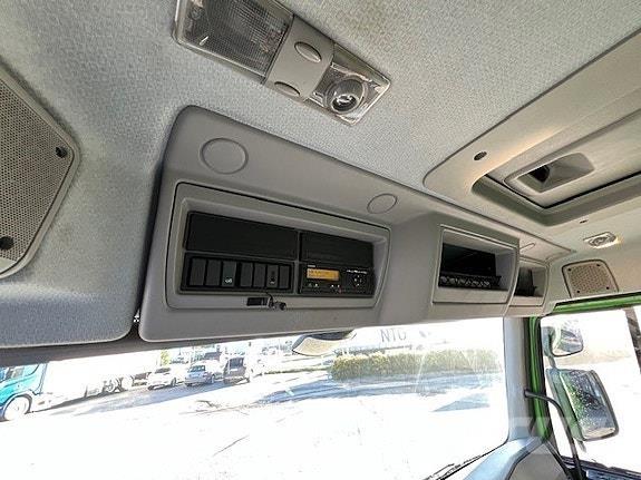 Volvo FE 320 -6x2 Вантажівки / спеціальні
