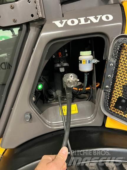 Volvo JL25H Фронтальні навантажувачі