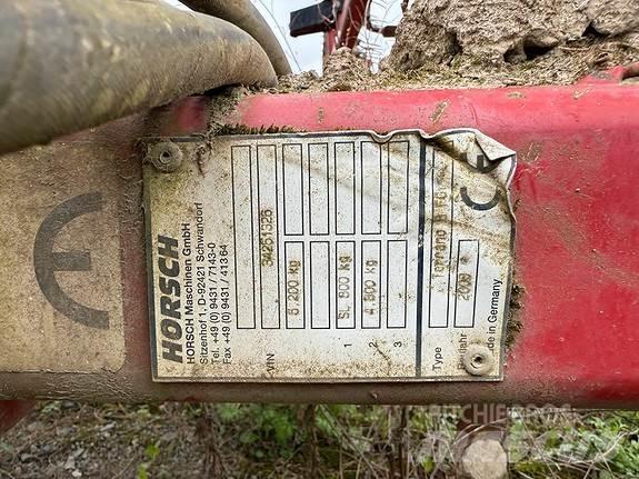   Інші землеоброблювальні машини і додаткове обладнання