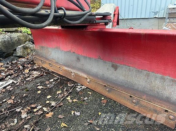   Інше дорожнє і снігозбиральне обладнання