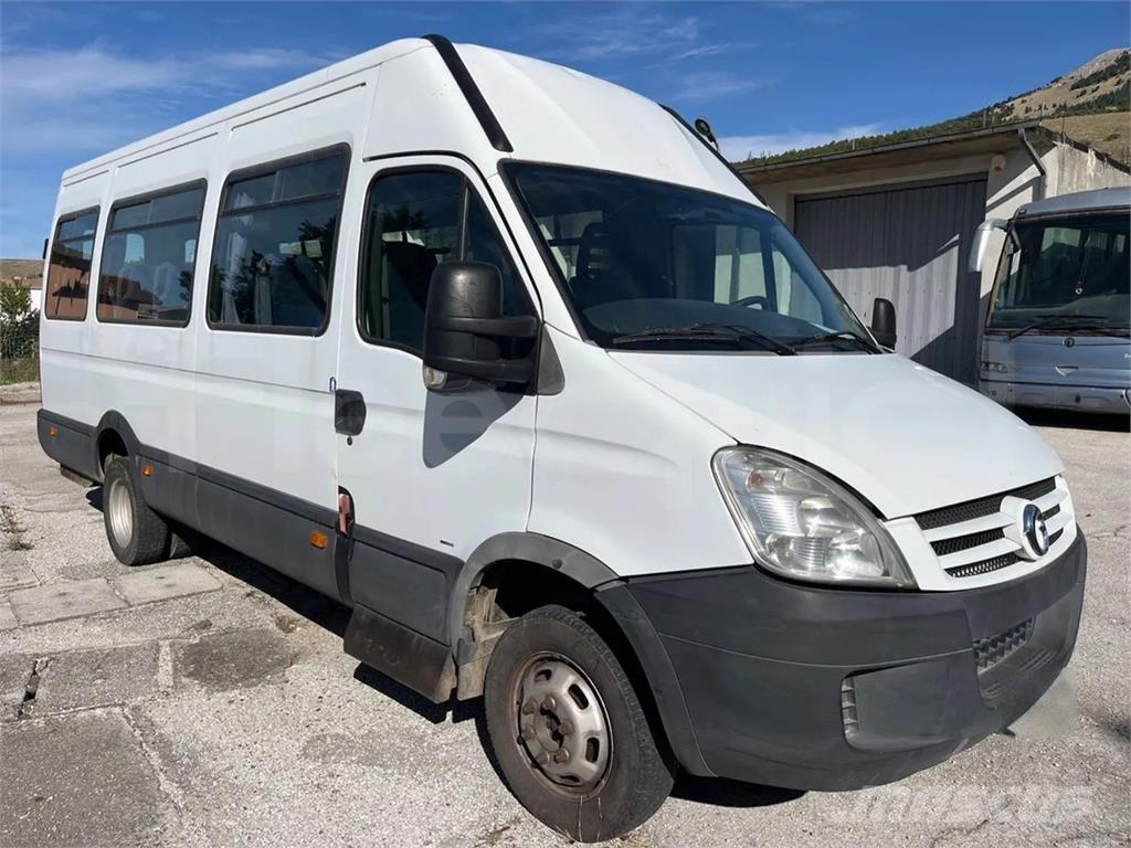 Iveco A50 Мікроавтобуси