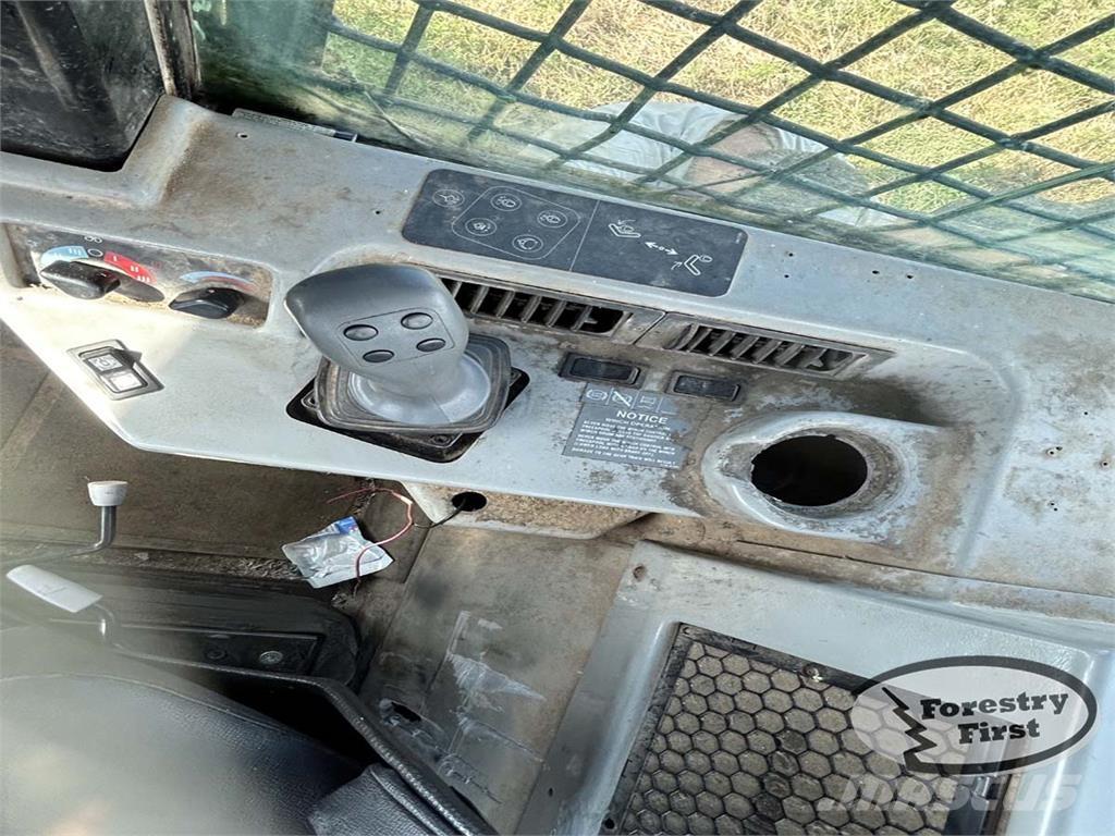 CAT 525B Трельовочні трактора