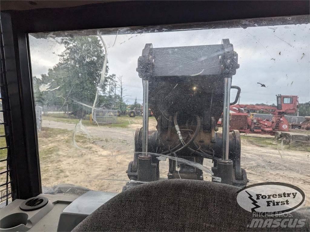 CAT 525C Трельовочні трактора