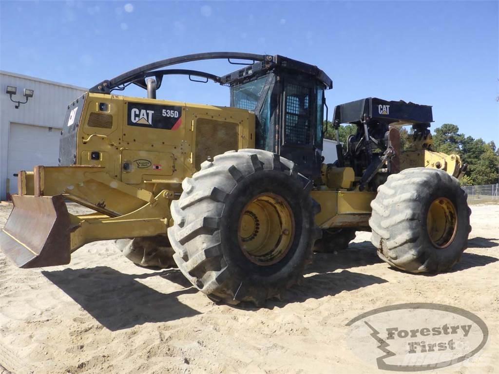 CAT 535D Трельовочні трактора