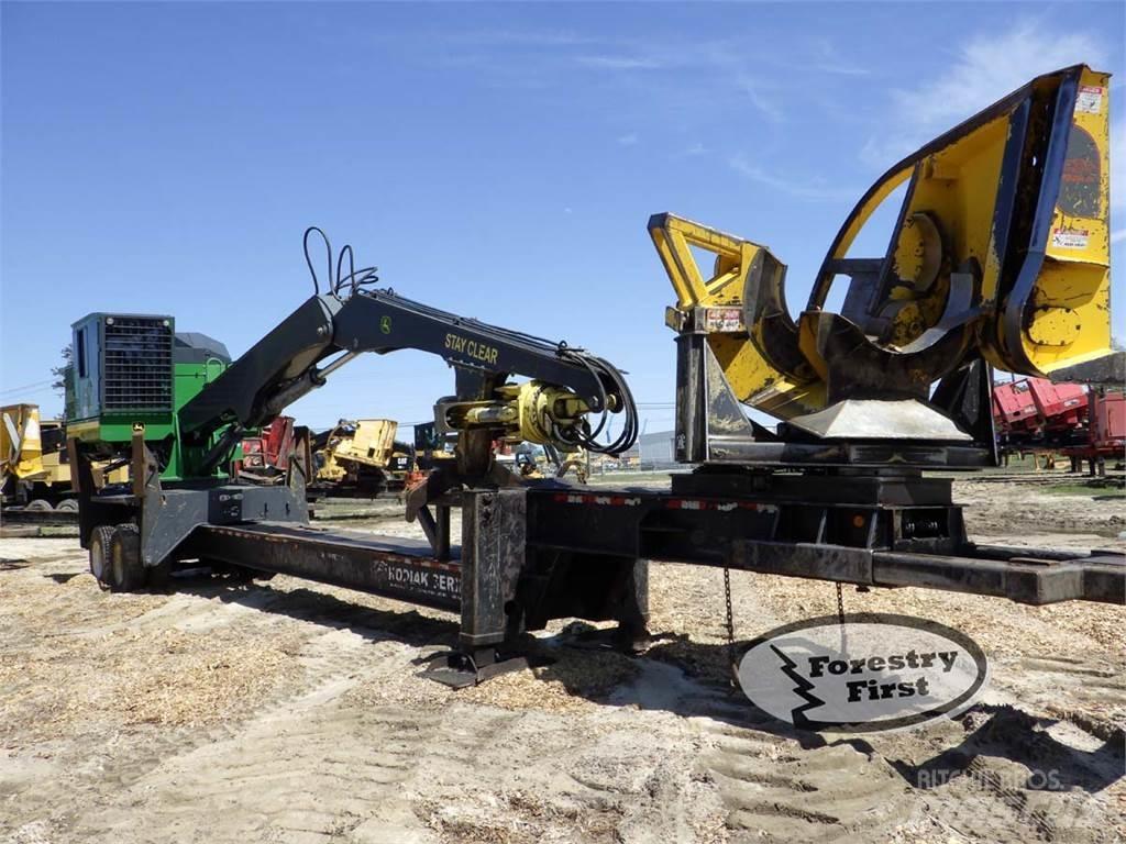 John Deere 437E Лісонавантажувачі